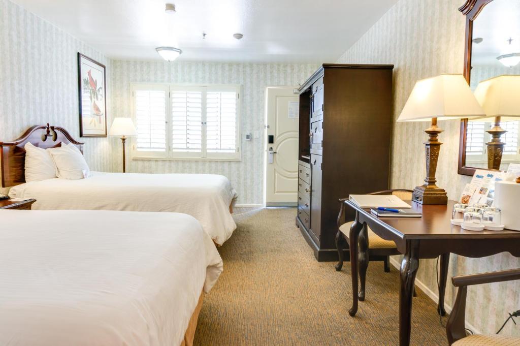 Carousel Inn And Suites Anaheim Extérieur photo