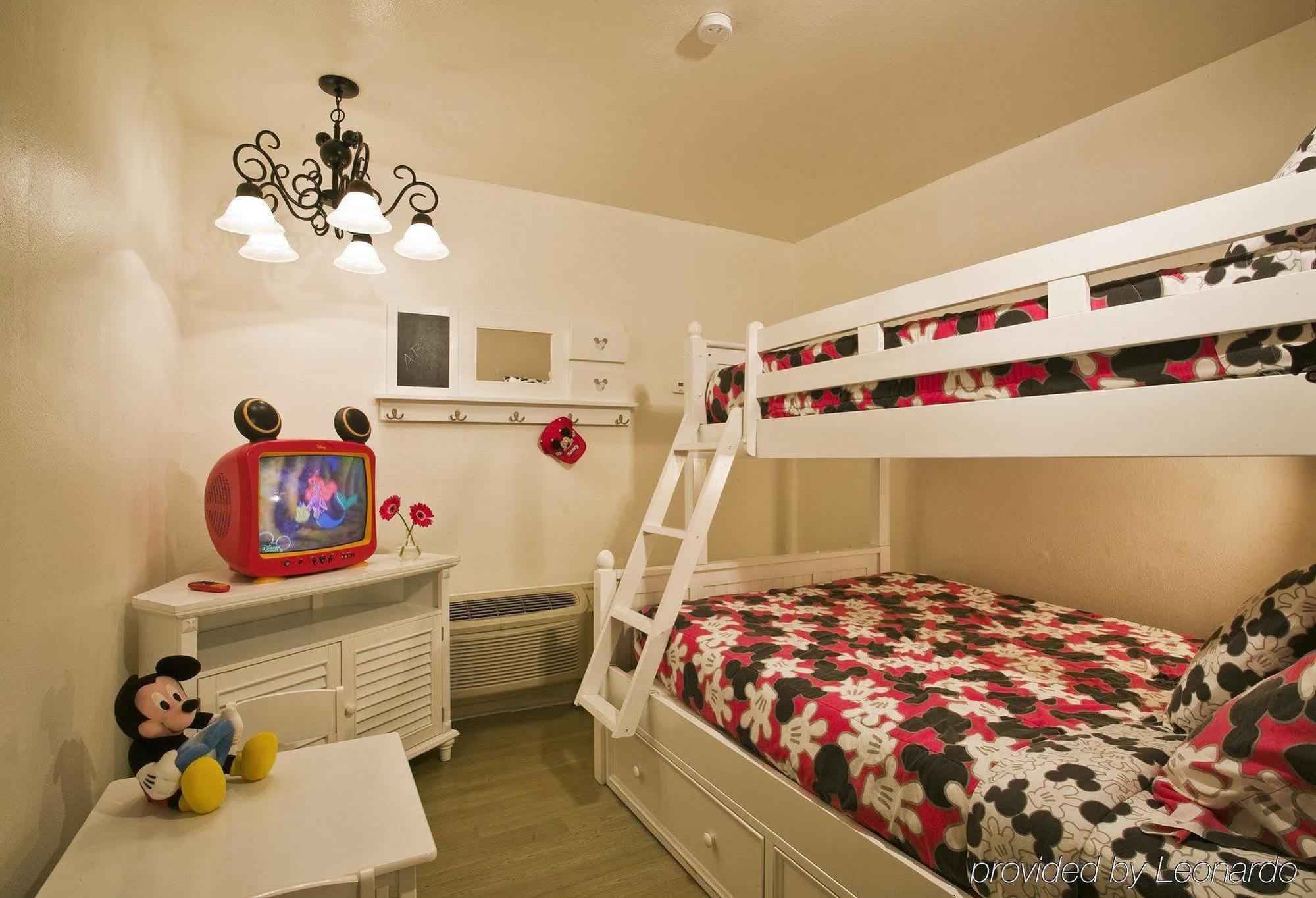 Carousel Inn And Suites Anaheim Chambre photo